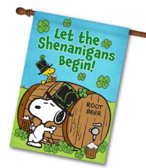 PNT3895 Peanuts Woodstock and Snoopy St. Patrick's Day House Flag
