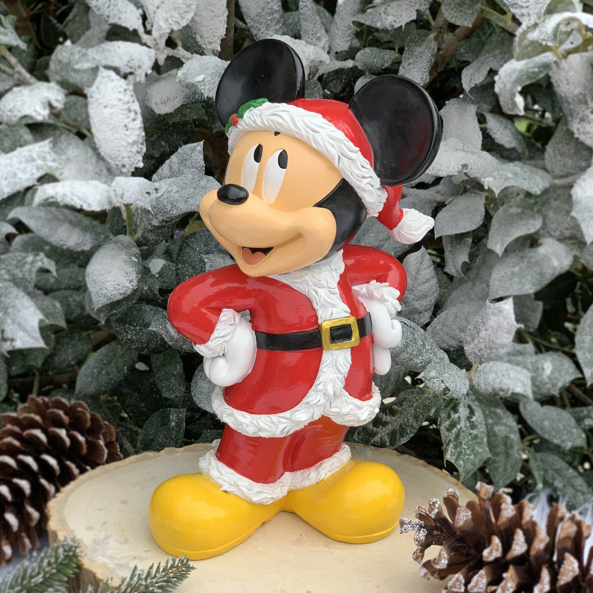 Buy: Mickey Mouse Santa Suit 10″ Statue Christmas Flagology.com