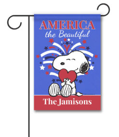スヌーピータペストリー AMERICA, YOU'RE BEAUTIFUL! Buy: PEANUTS® America the Beautiful Snoopy – House Flag Flagology.com